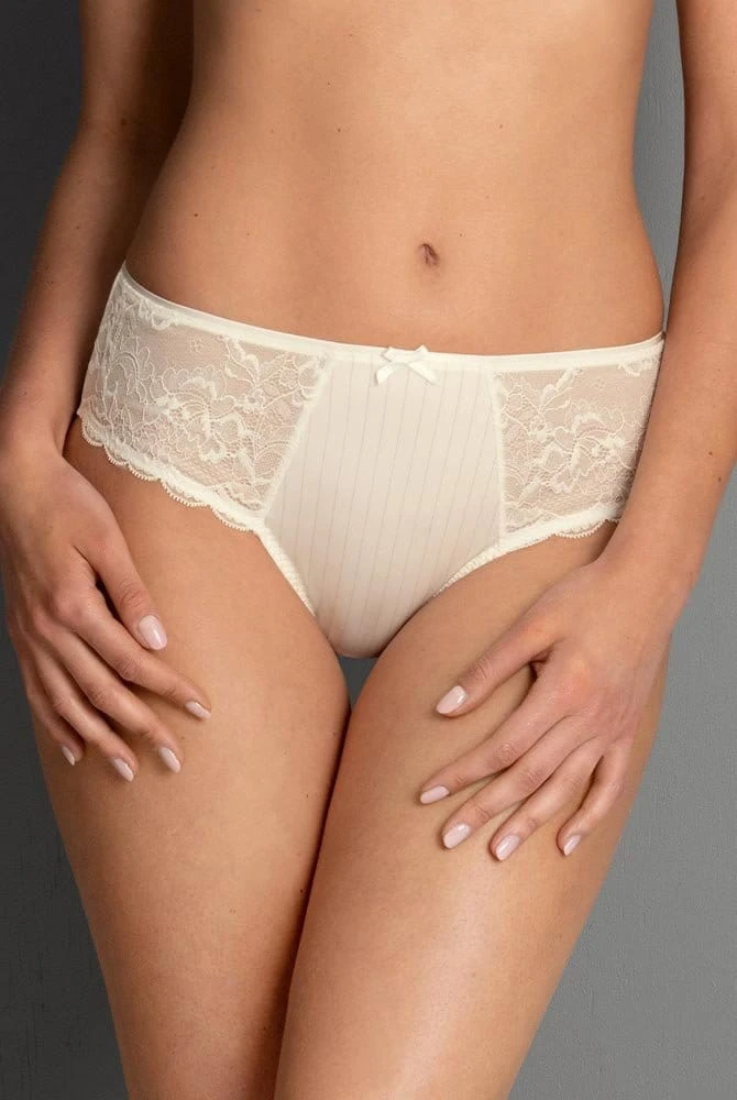 Rosa Faia Taillenslip Antonia