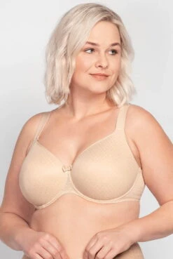 BH Meghan Mit Schaumcup